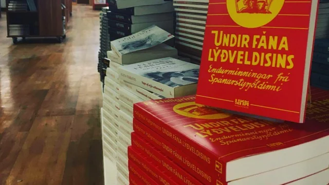 Bókartíðindi: Undir fána lýðveldisins