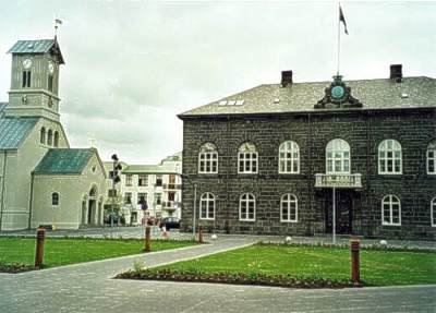 Gelding stjórnmálanna og tvískipt elíta