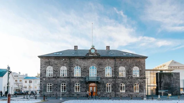 Stjórnarmeirihlutinn má gjarnan svitna út af bókun 35