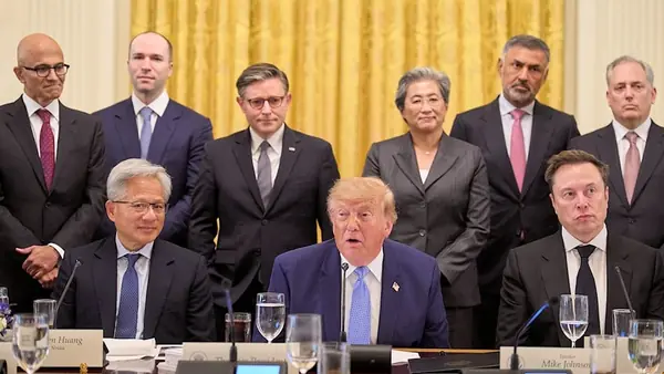 Trump og stjórnendur gervigreindarfyrirtækja undirrita frjálsan öryggissáttmála
