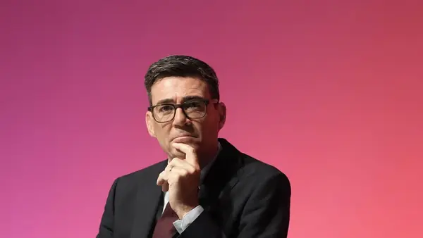 Burnham heitir aðgerðum í umönnunarmálum eftir næstu kosningar