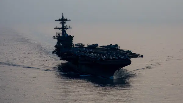 Bandaríski sjóherinn greinir frá átta sjálfsvígstilraunum í flotadeild USS Abraham Lincoln