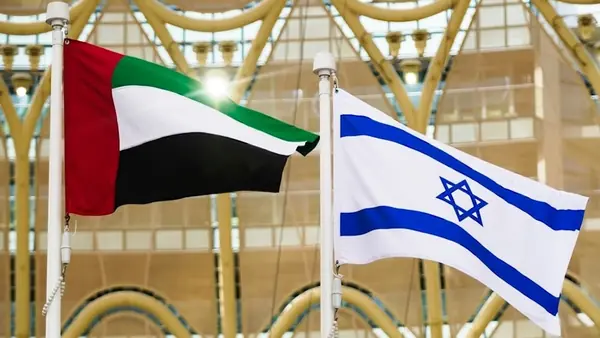 Netanyahu hitti að sögn fulltrúa Sádi-Arabíu og arabaríkja í Abú Dabí